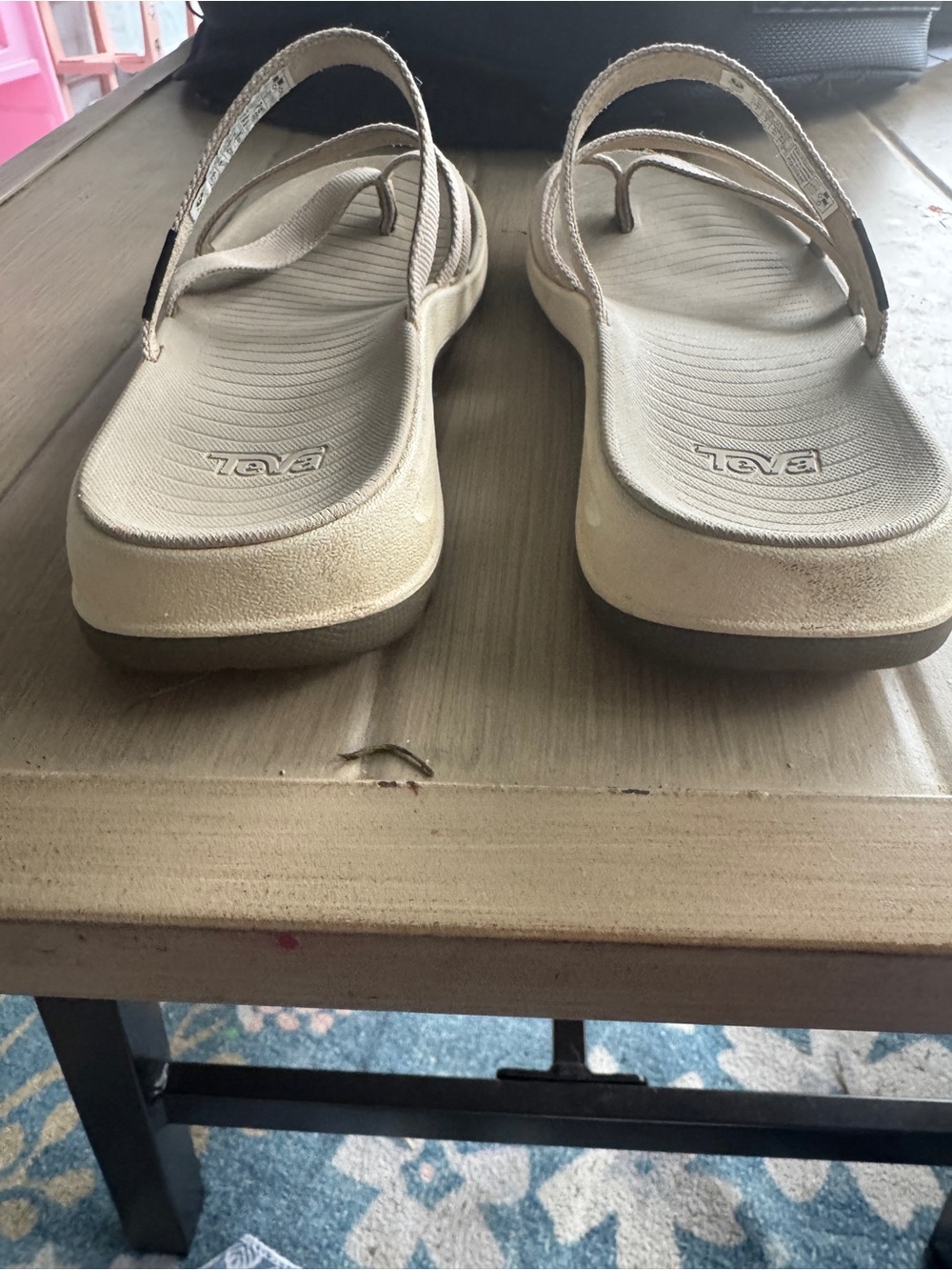 Teva tires Women's cream Strappy  Sandals sz 6 - Picture 2 of 7
